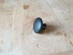 Knopp Place It Svart Ek Ø7cm